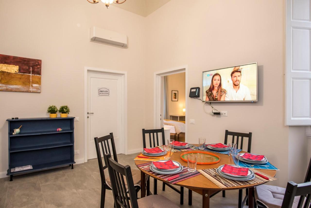 Ariento Apartment - Heart Of ฟลอเรนซ์ ภายนอก รูปภาพ